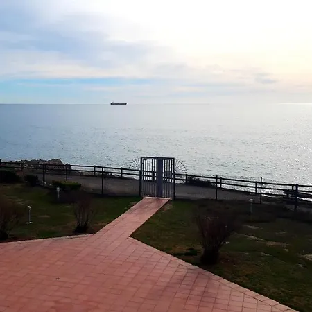 Apartment Face A La Mer *